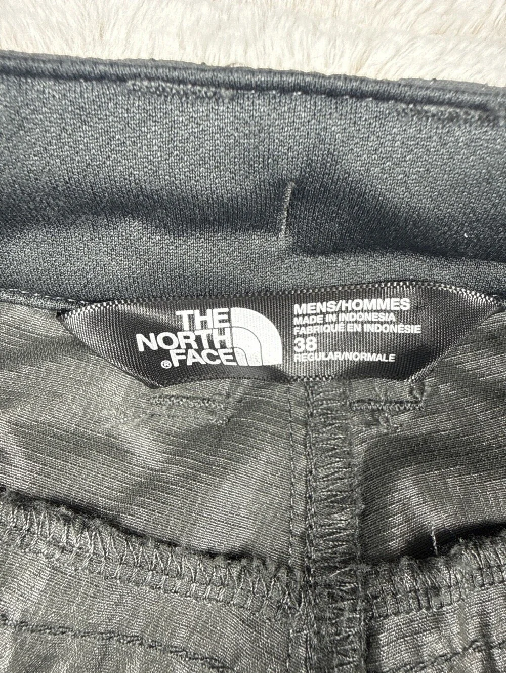 North Face Men 38x30 Gray Gorpcore Paramount Trail Convertible Pant Short Hiking